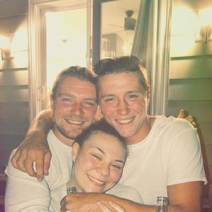 Meet your Posher, Earl